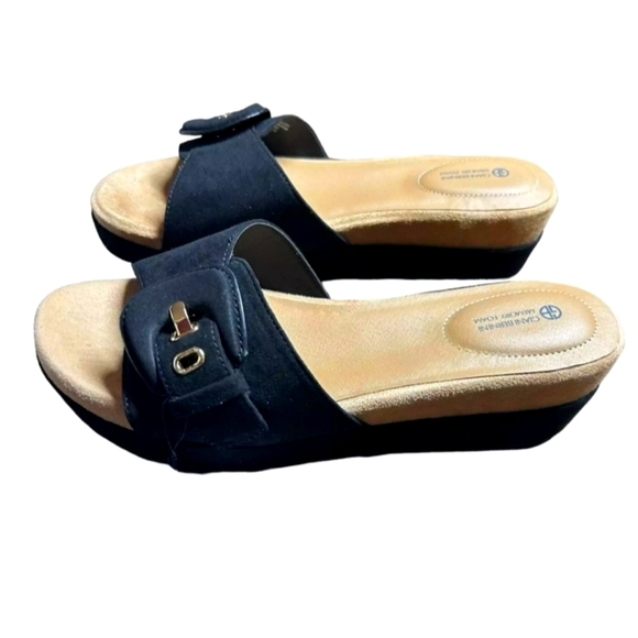 Giani Bernini Ashllyn Memory Foam Wedge Sandals Slip On Buckle Strap Size 8 M - Picture 1 of 6